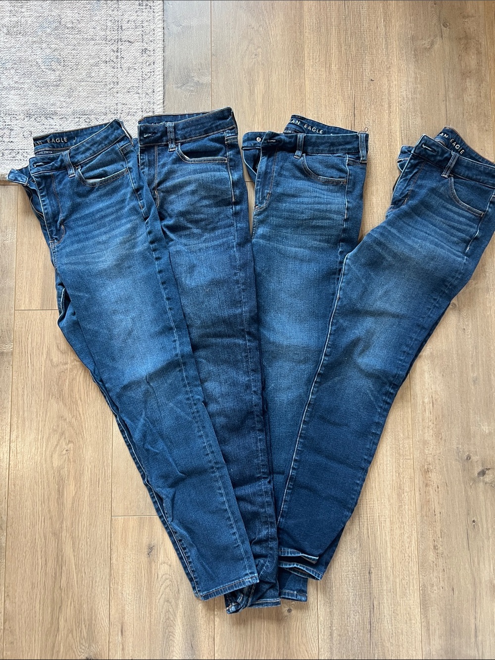 American Eagle Outfitters Women’s Dark Blue Skinny Jeans